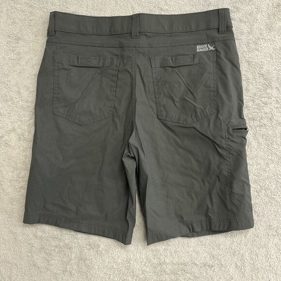NWOT Eddie Bauer Rainier 10” Tech Shorts Men’s 34 Cargo Outdoor Black - Picture 6 of 7